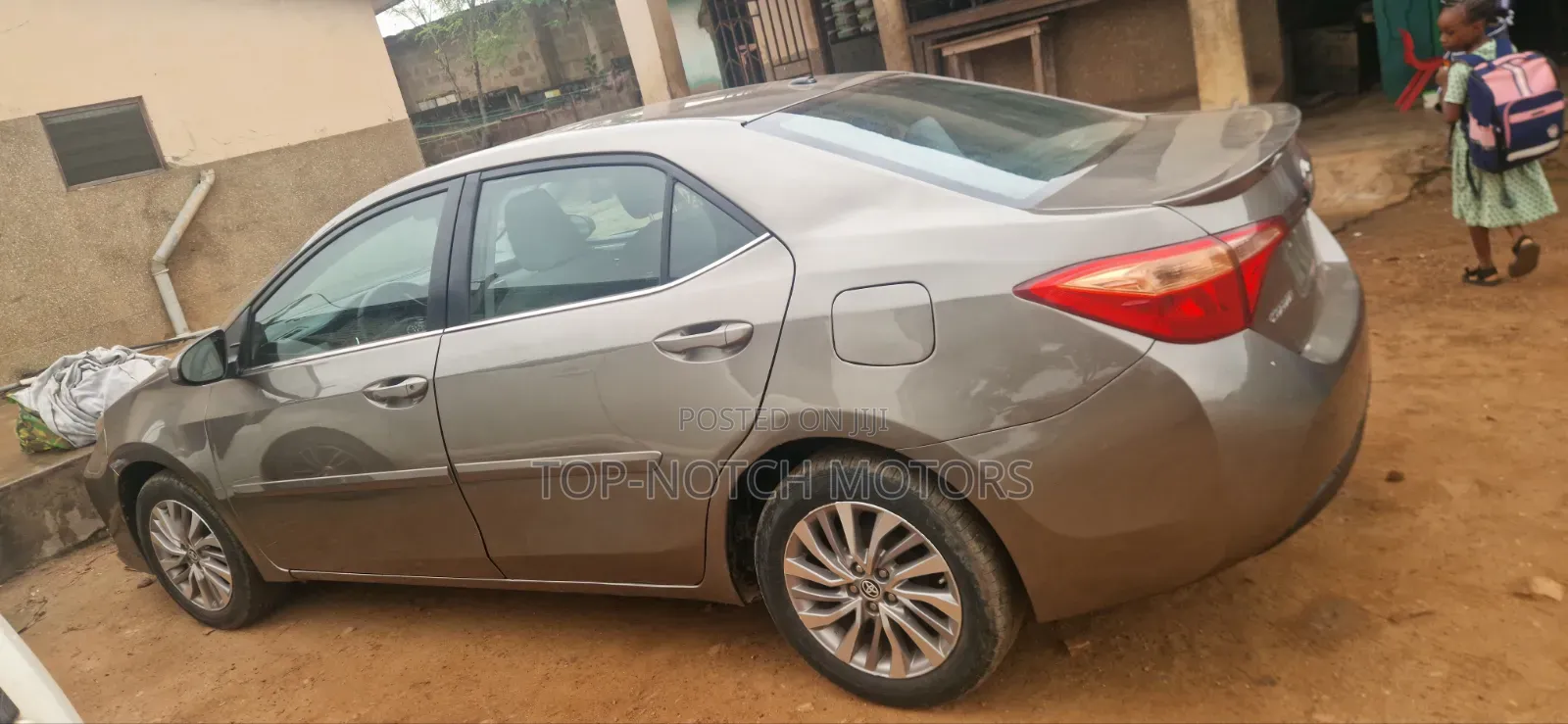 Toyota Corolla 2017 Gray