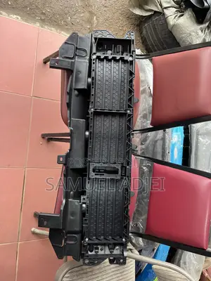 Honda CRV 17- 22 Shutter Grille Upper