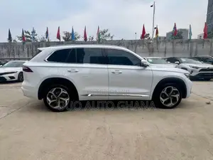 Geely Azkarra 2024 White