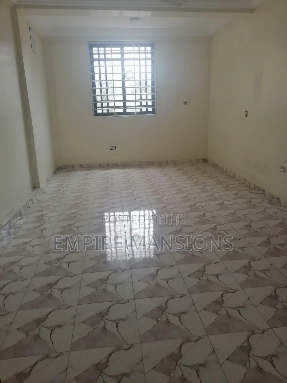 3bdrm Apartment in Aplaku, Ga South Municipal for rent