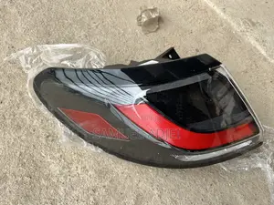 Honda HRV-23 to 25 Tail Light Led