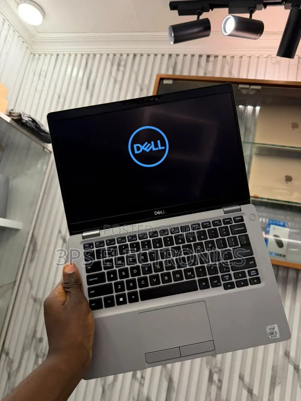 Laptop Dell Latitude 3310 2-in-1 8GB Intel Core i5 SSD 256GB