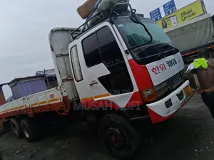 Kia Rhino 2000