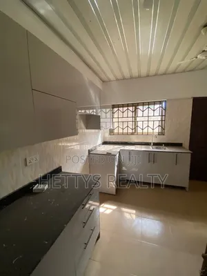3bdrm Apartment in North Legon for rent