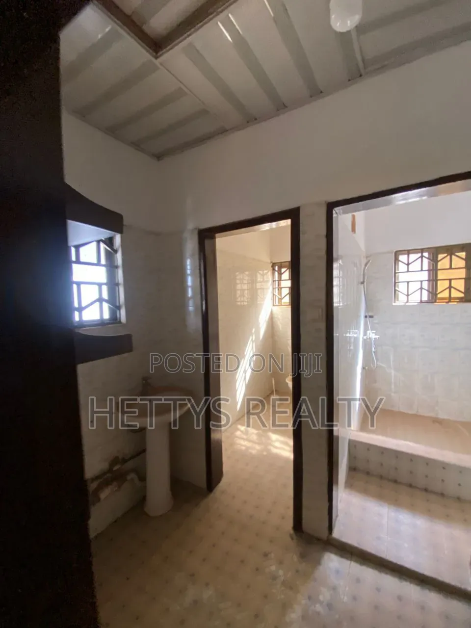 3bdrm Apartment in North Legon for rent