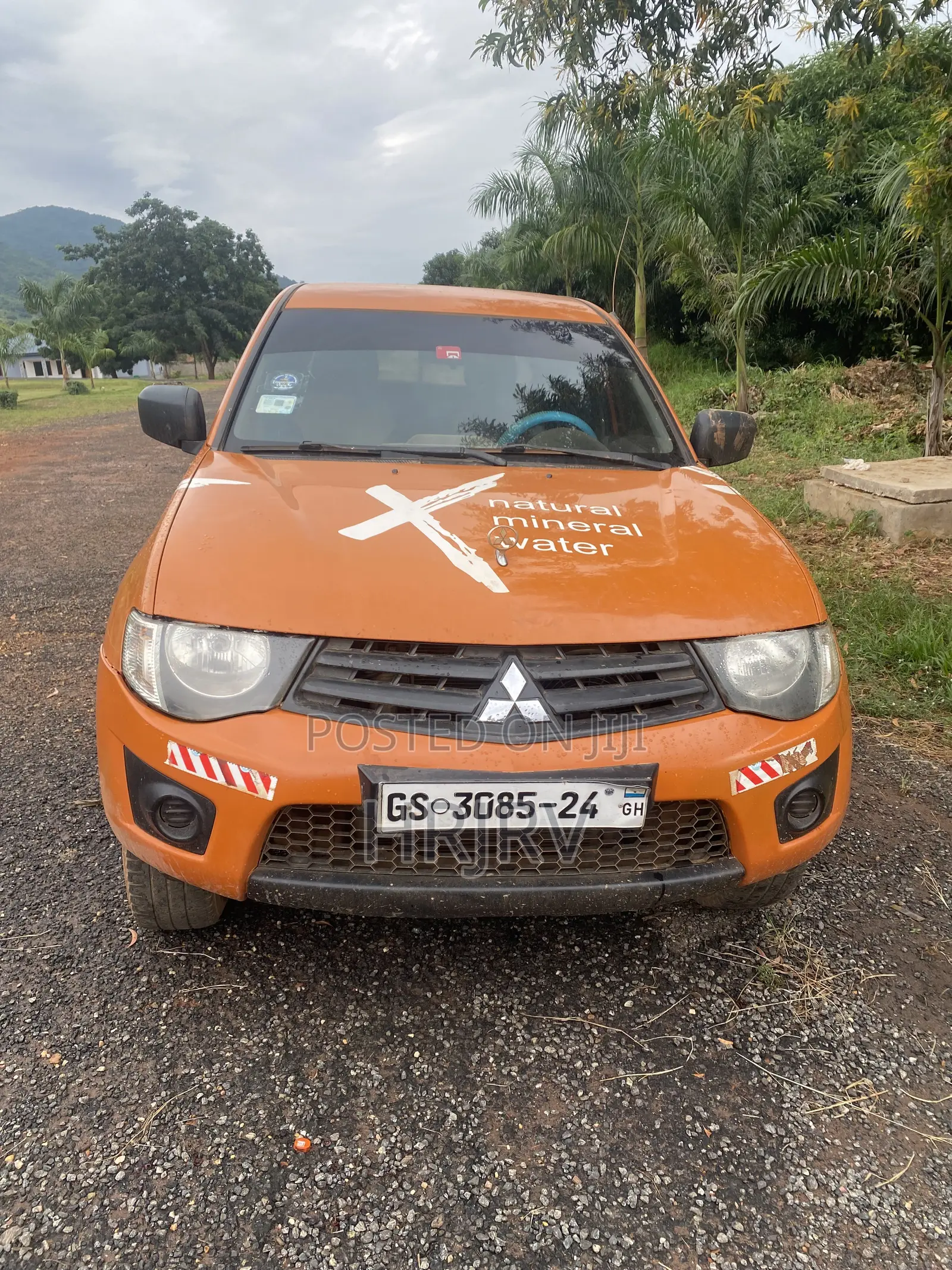 Mitsubishi L200 2010 Orange
