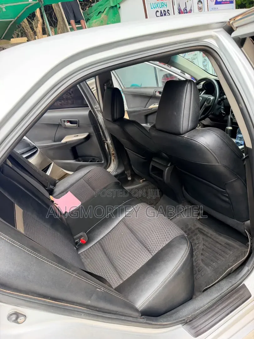 Toyota Camry 2014 Silver