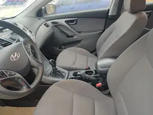 Hyundai Elantra 2015 White