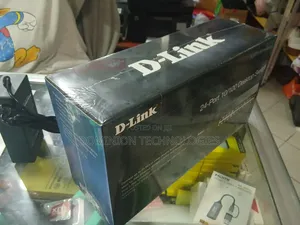 D - Link 24 - Port 10/100 Desktop Switch
