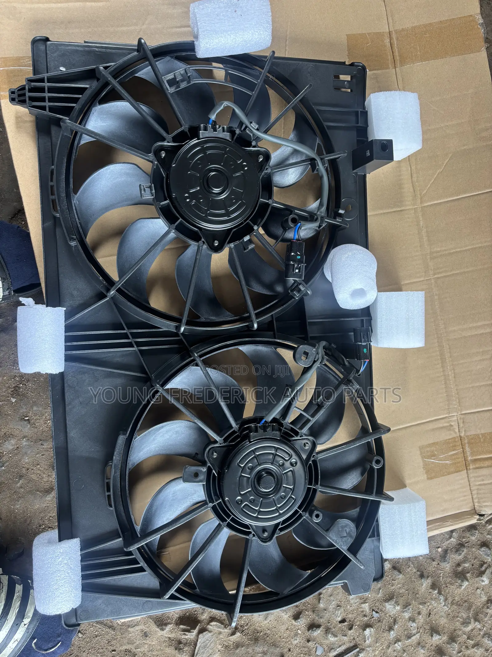 2017 2018 2019 Mitsubishi Outlander Radiator/Tank Fan