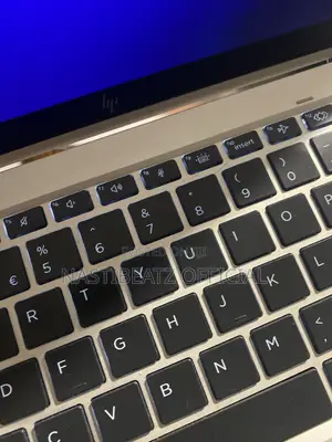 Laptop HP EliteBook 1040 G8 16GB Intel Core i7 eMMC 512GB