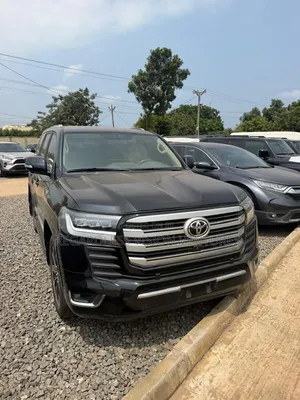 Toyota Land Cruiser 2016 Black