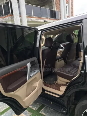 Toyota Land Cruiser 2016 Black
