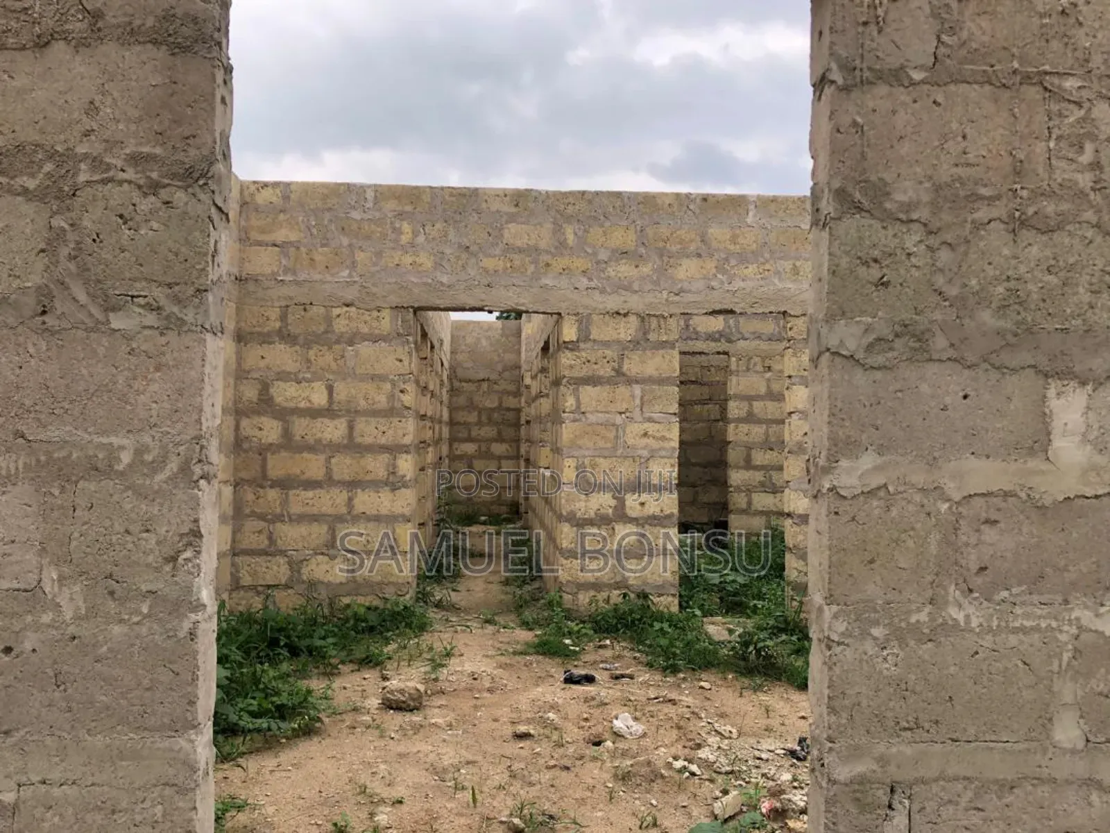 4bdrm House in God First Estate, Kwabre Abira for Sale