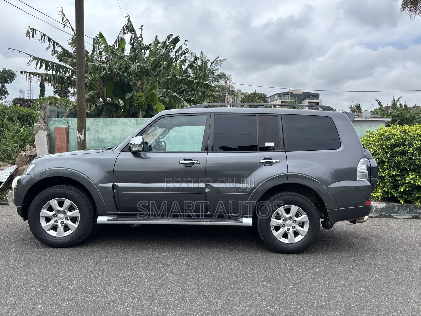 Mitsubishi Pajero V80 3.5 V6 GL/GLS 2021 Silver