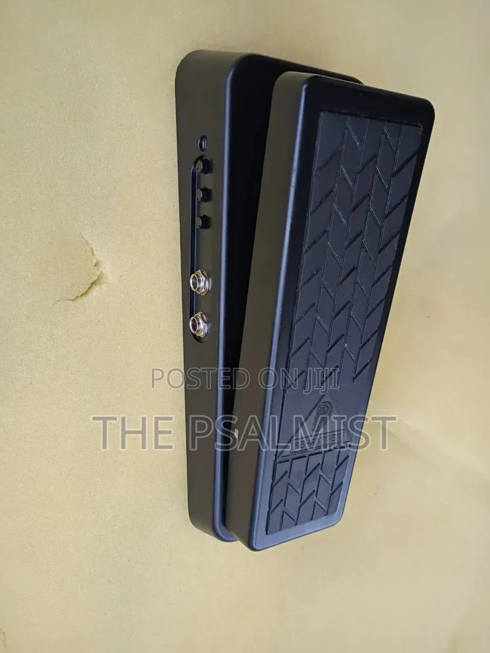 Behringer HB01 Wah Hellbabe Wah Pedal