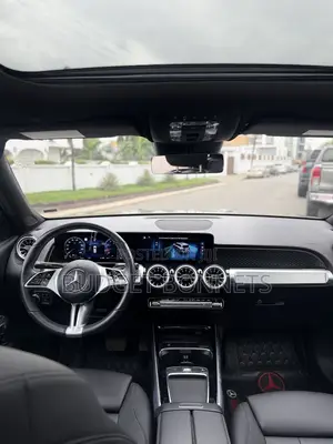 Mercedes-Benz GLB-Class GLB 250 2024 Black