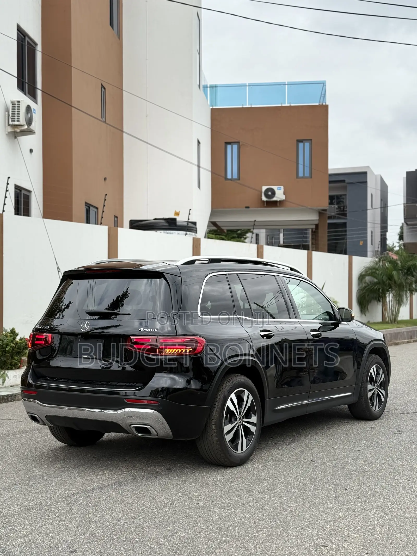 Mercedes-Benz GLB-Class GLB 250 2024 Black