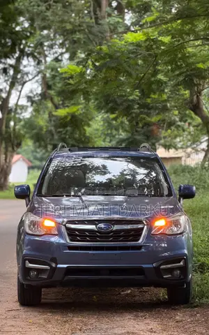 Subaru Forester 2.0XT Premium AWD 2017 Blue