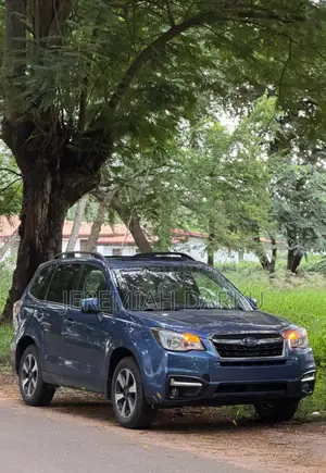 Subaru Forester 2.0XT Premium AWD 2017 Blue