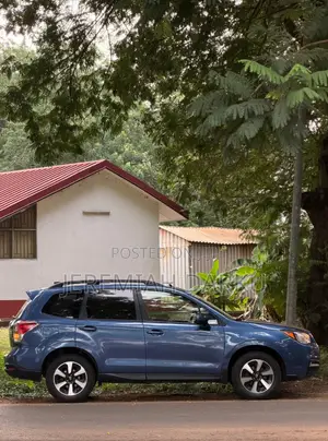 Subaru Forester 2.0XT Premium AWD 2017 Blue