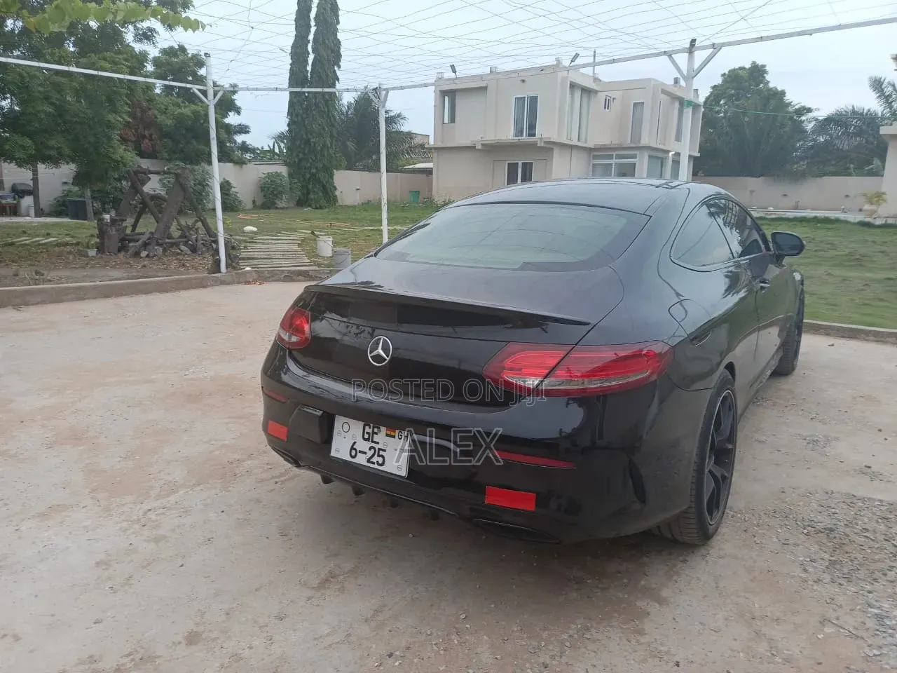 Mercedes-Benz C300 2018 Black