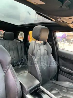Land Rover Range Rover Evoque Pure AWD 5-Door 2013 Black