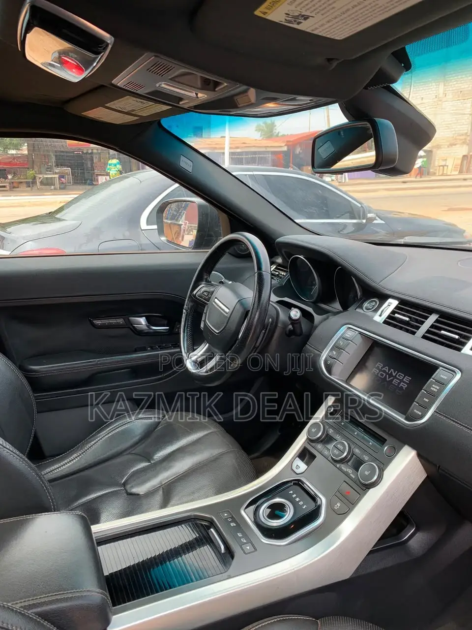 Land Rover Range Rover Evoque Pure AWD 5-Door 2013 Black