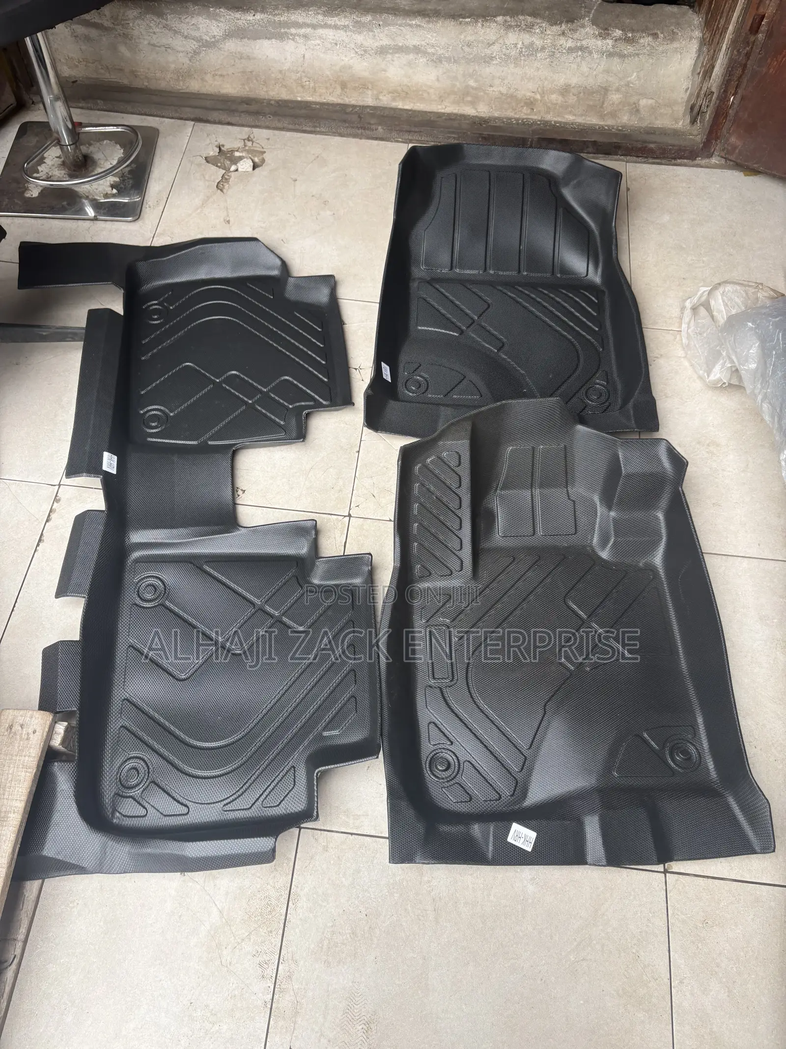 Honda HRV 5D Floor Mat