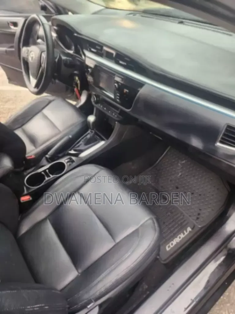 Toyota Corolla 2015 Black