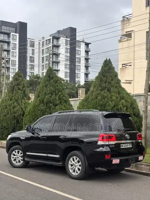 Toyota Land Cruiser 5.7 V8 VX-S 2021 Black