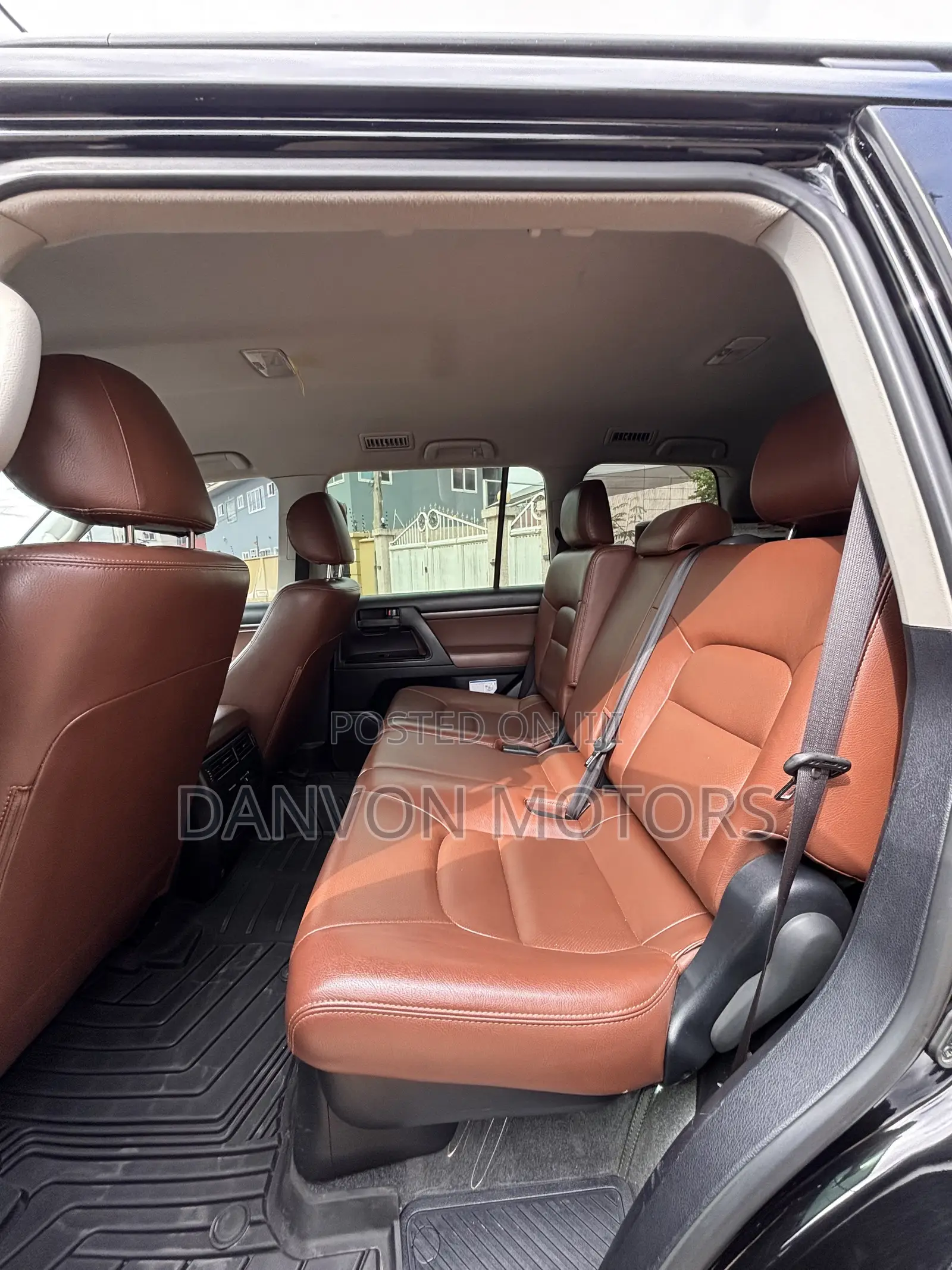 Toyota Land Cruiser 5.7 V8 VX-S 2021 Black