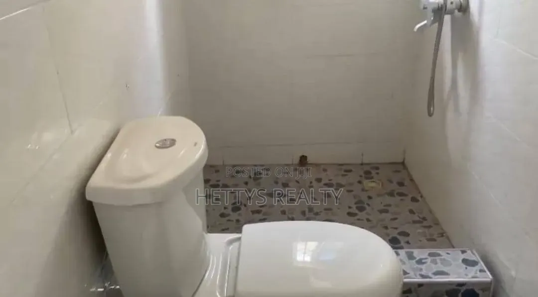 1bdrm Apartment in Danfa for rent