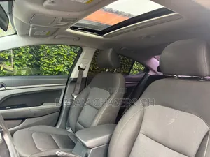 Hyundai Elantra 2017 Black