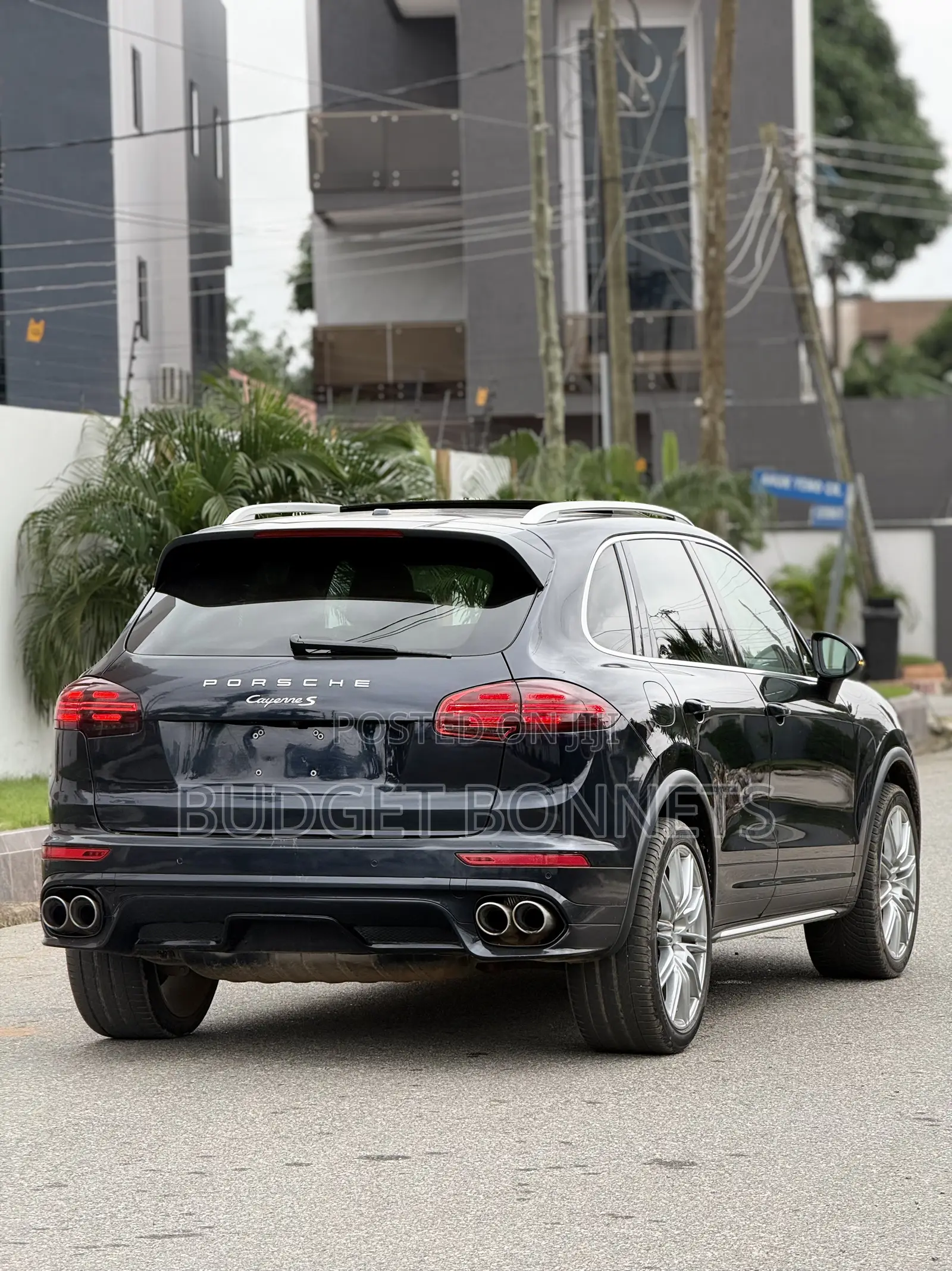 Porsche Cayenne S AWD 2018 Blue