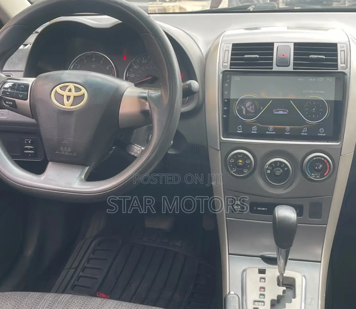 Toyota Corolla S 4dr Sedan (1.8L 4cyl 4A) 2013 Red
