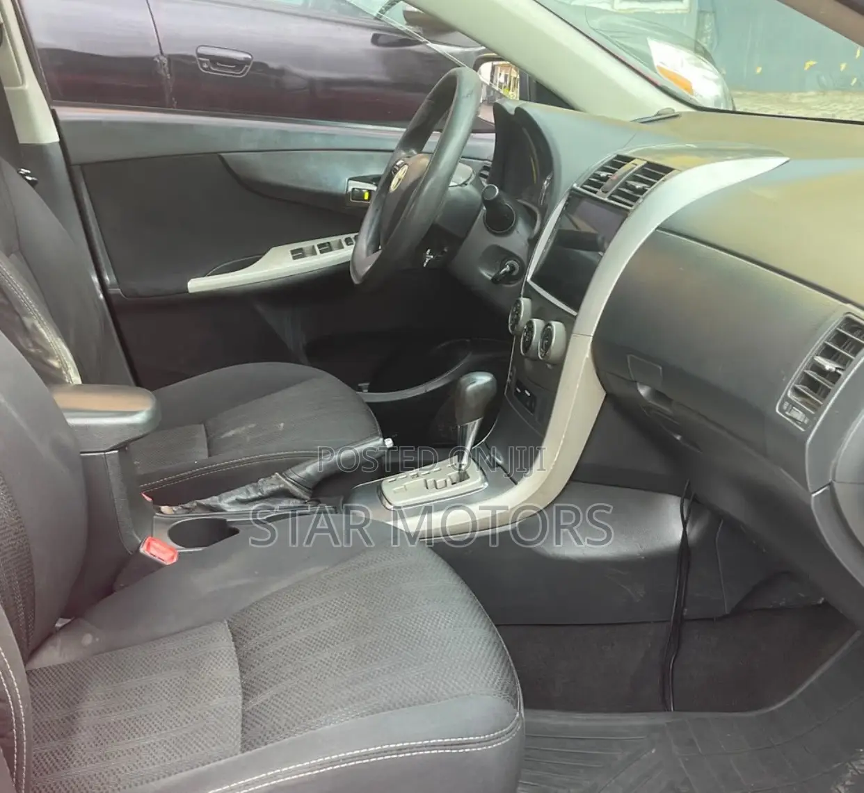 Toyota Corolla S 4dr Sedan (1.8L 4cyl 4A) 2013 Red