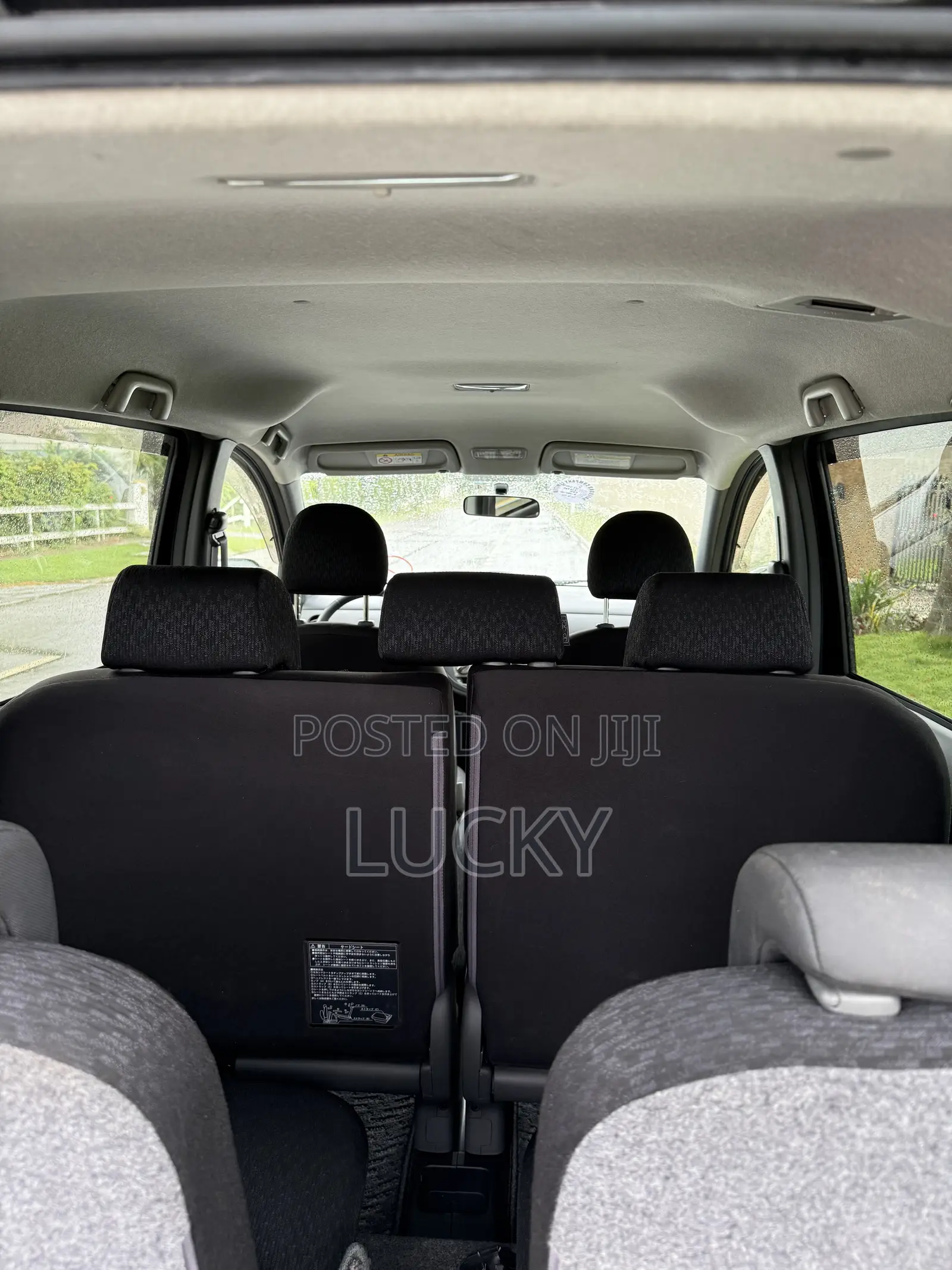 Toyota Sienta 1.5 FWD 2014 Black