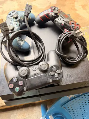 PS4 Standard