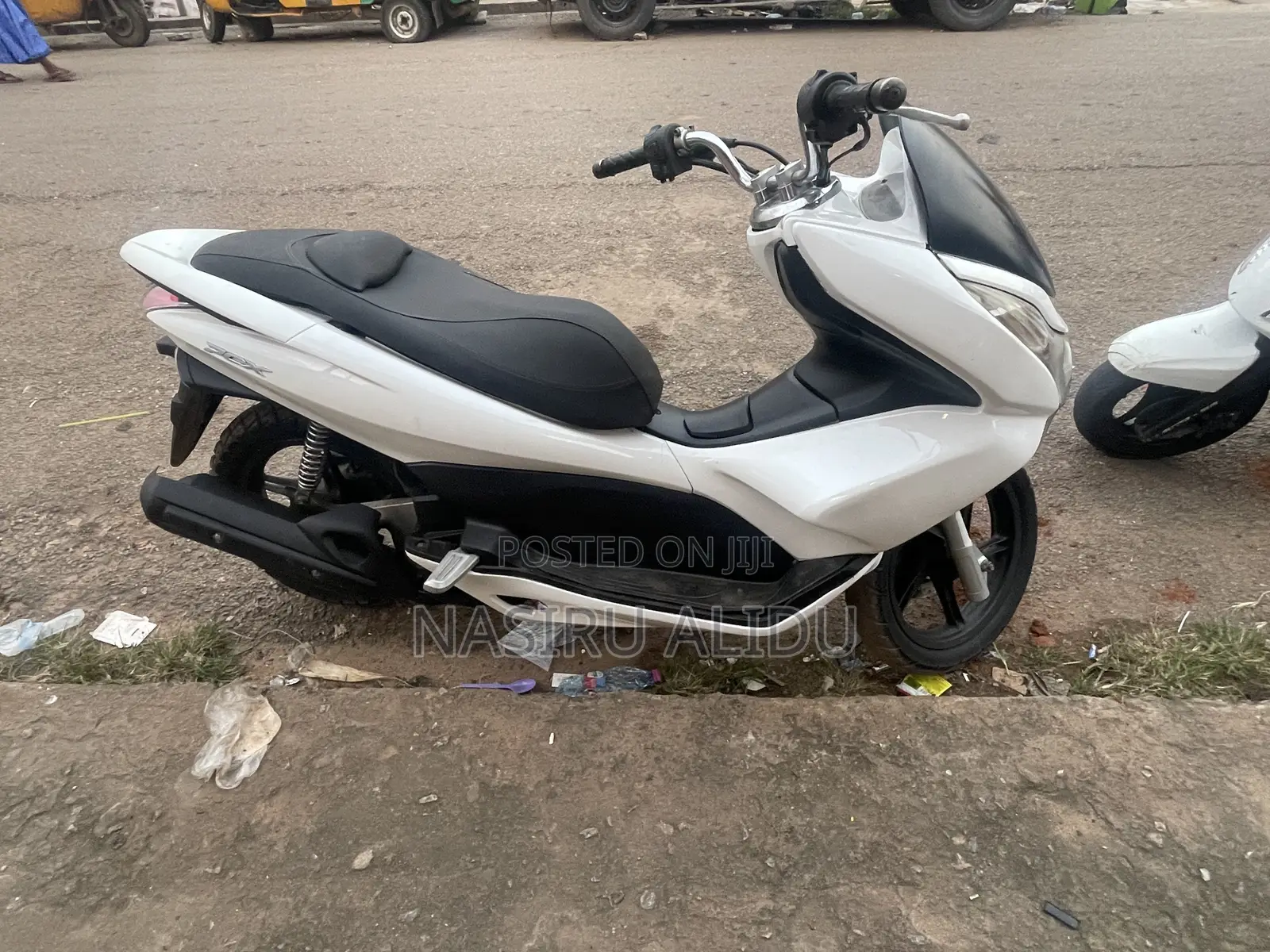 Honda 2022 White