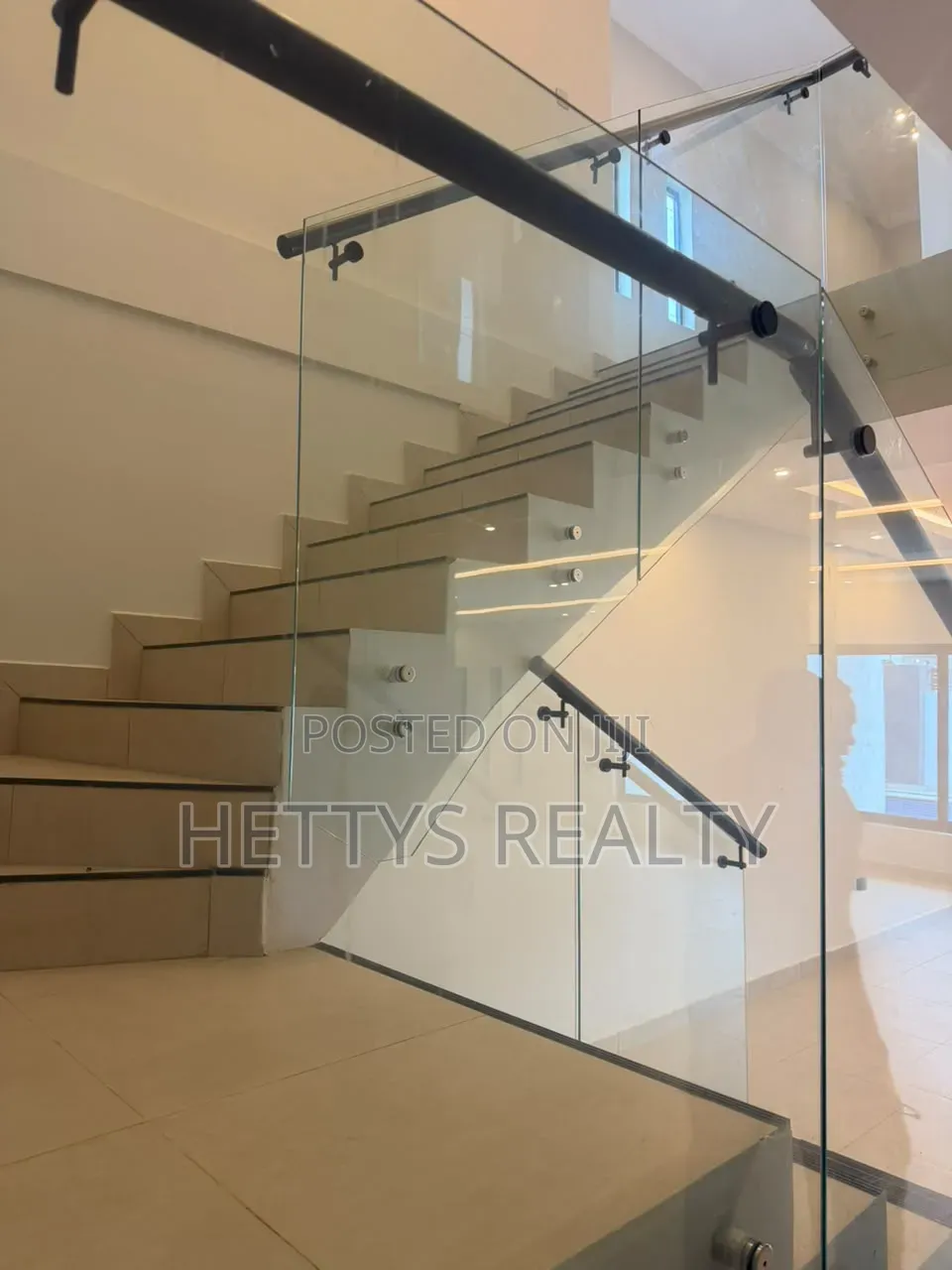 4bdrm House in Boundary Road Area for sale