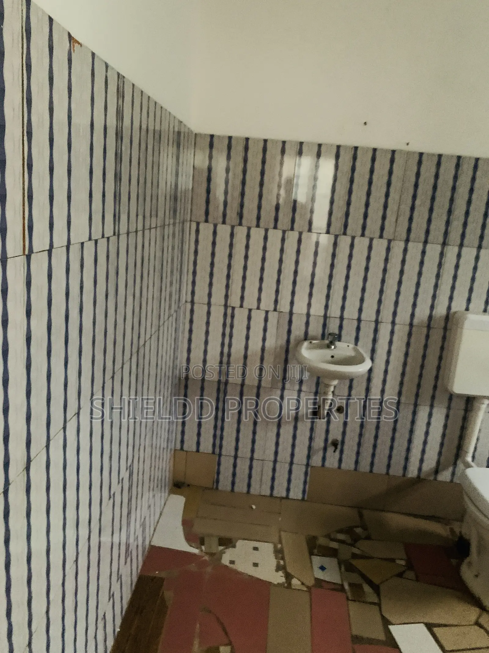 1bdrm Apartment in Chamber And Hall, Frafraha for rent