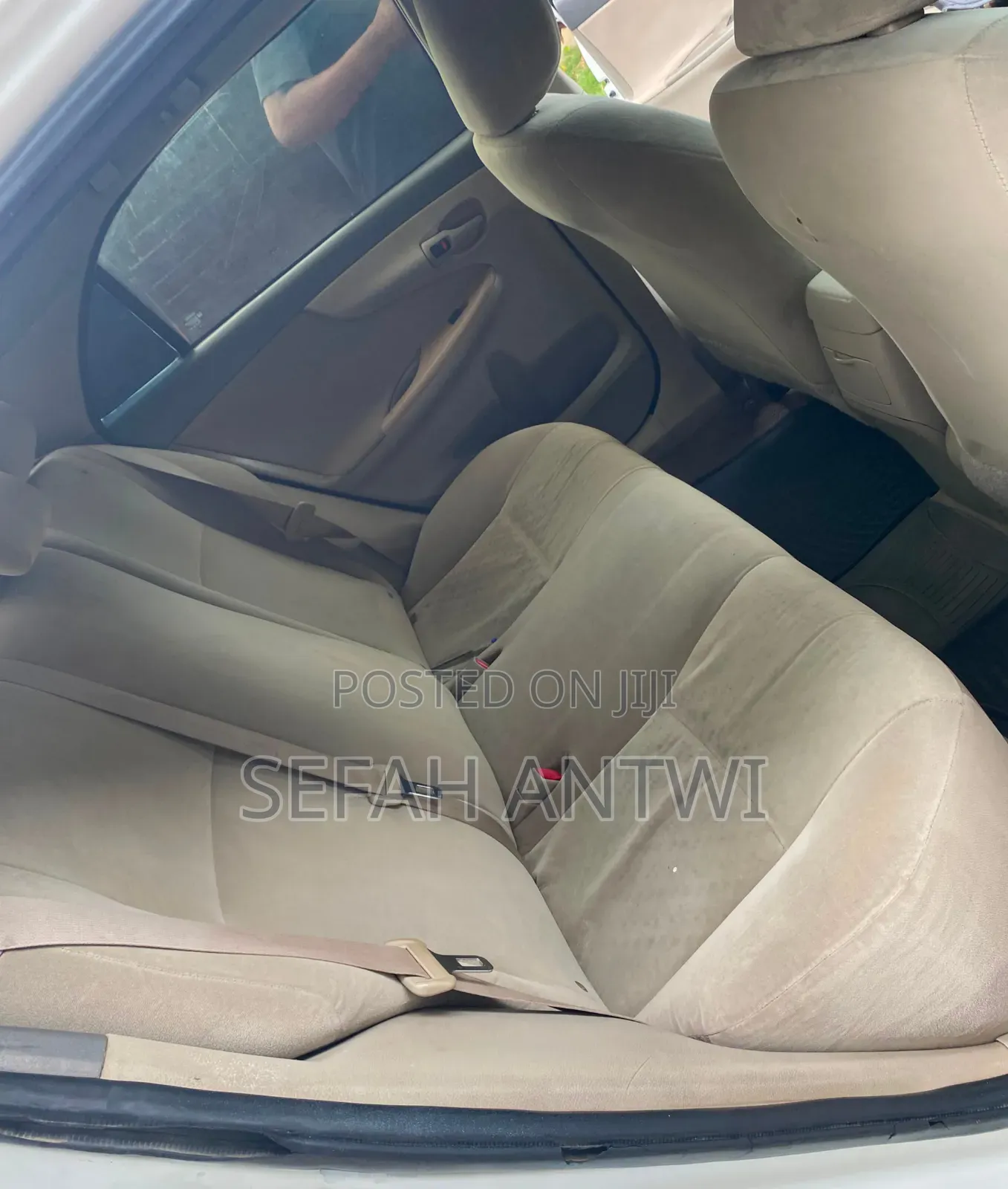 Toyota Corolla 2010 White