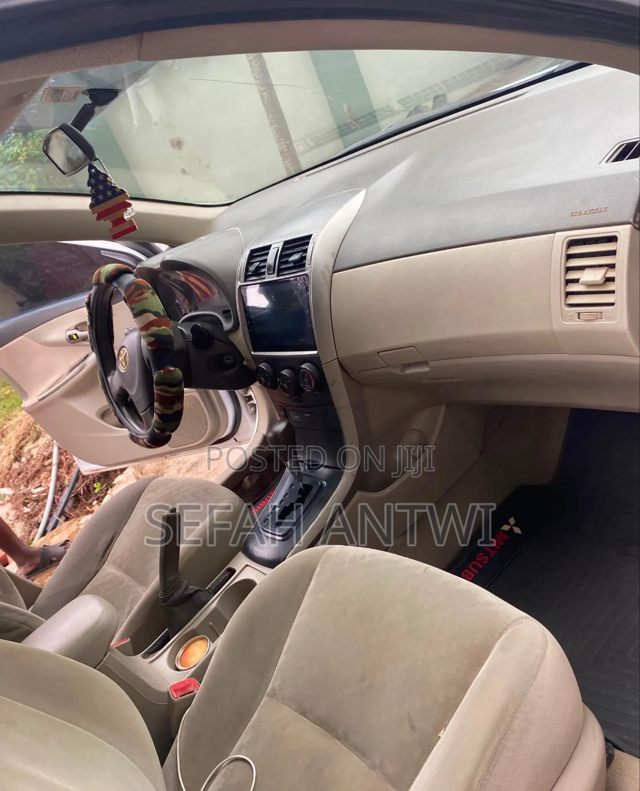 Toyota Corolla 2010 White
