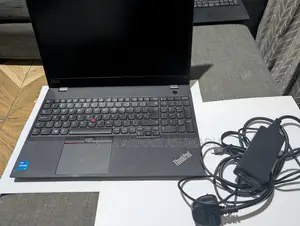 Laptop Lenovo ThinkPad T15 Gen1 16GB Intel Core i5 SSD 500GB
