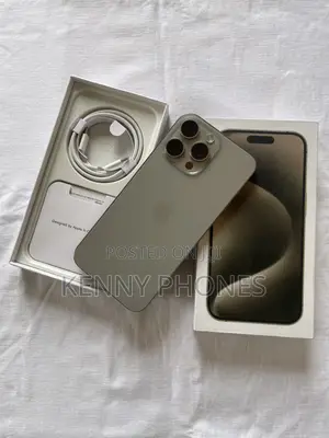 Apple iPhone 15 Pro Max 256 GB Silver