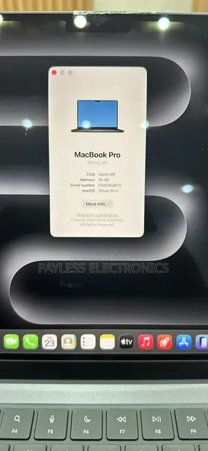 Laptop Apple MacBook Pro 2025 M5 16GB Apple M5 SSD 512GB