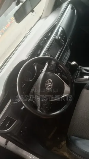 Toyota Corolla 2015 White
