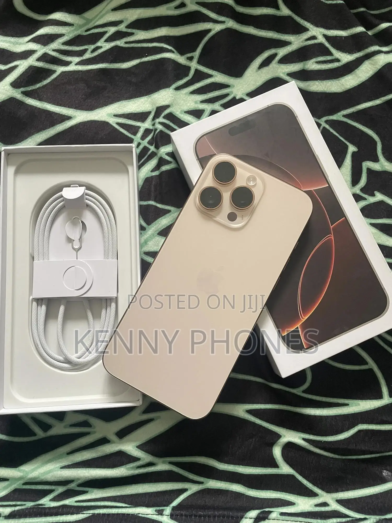 Apple iPhone 16 Pro Max 512 GB Gold