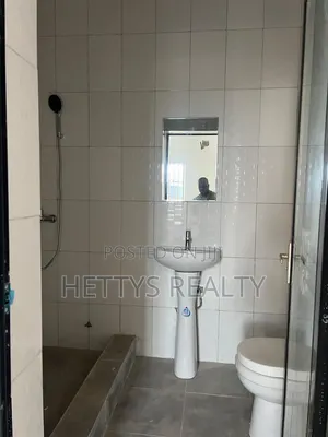 2bdrm Apartment in Toll Booth for rent